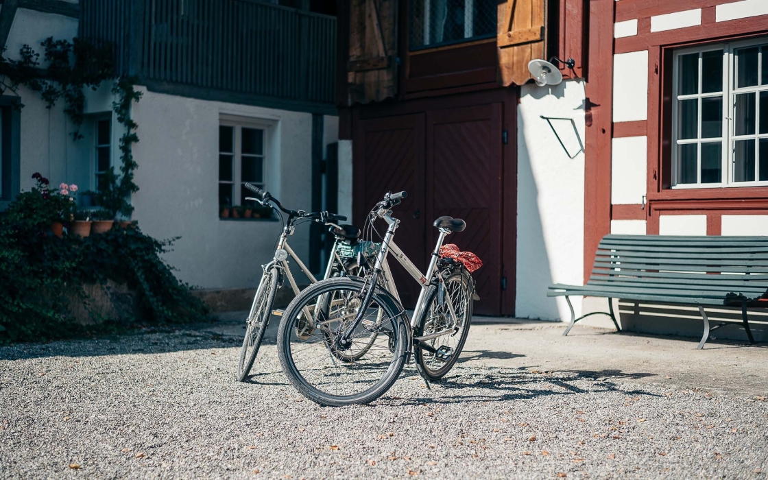 Velo-Rundtour mit Übernachtungen in drei Swiss Historic Hotels